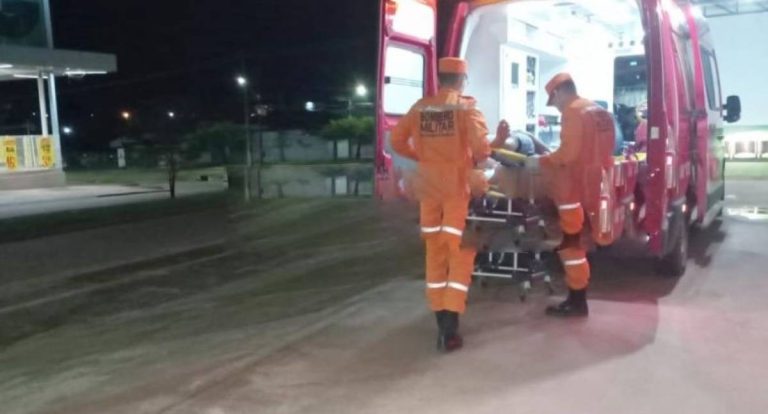 Homem é ferido com facada na cabeça durante briga em RO