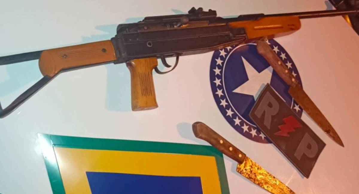 Homem embriagado agride esposa e enteados em briga familiar