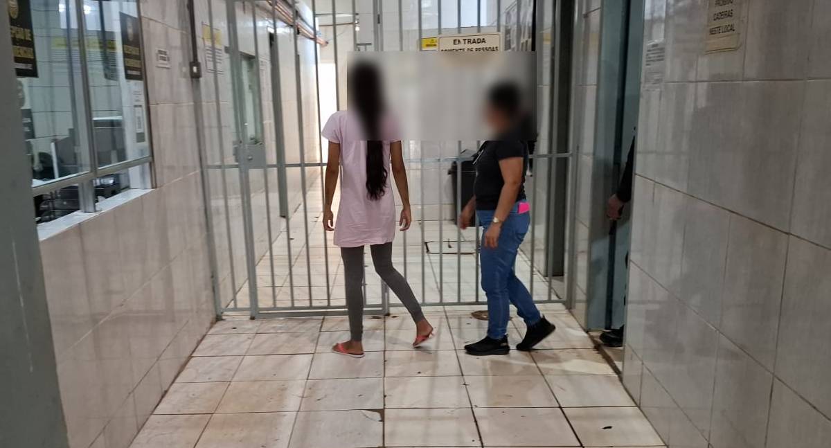 Jovem de 20 anos é levada ao hospital após engolir drogas em presídio
