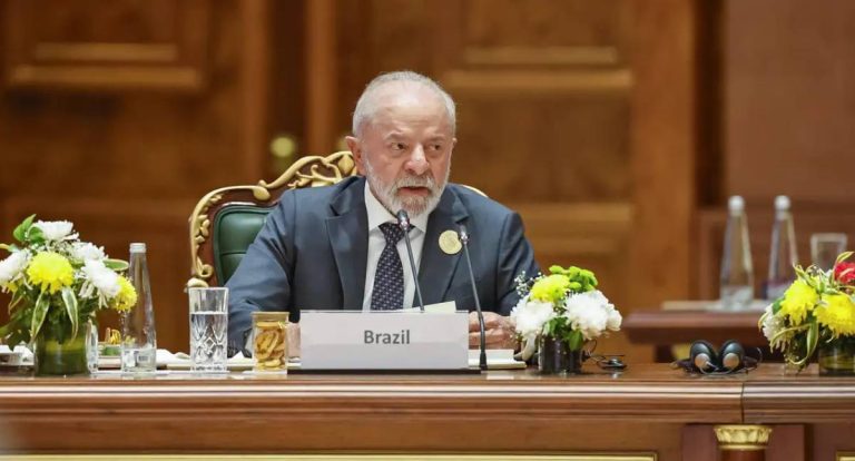 Lula defende na Índia governança da inteligência artificial pela ONU