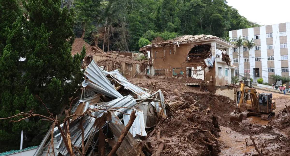 Lula visita Minas Gerais para apoiar vítimas das chuvas na Zona da Mata