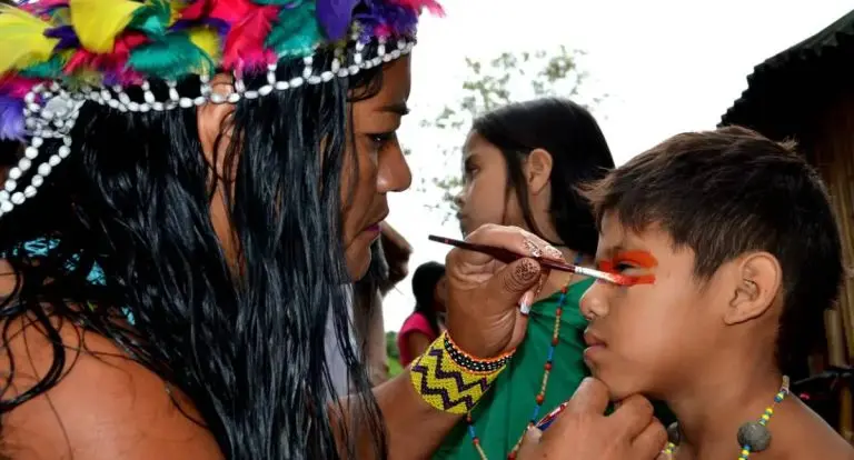 MEC anuncia construção de 117 novas escolas indígenas no Brasil