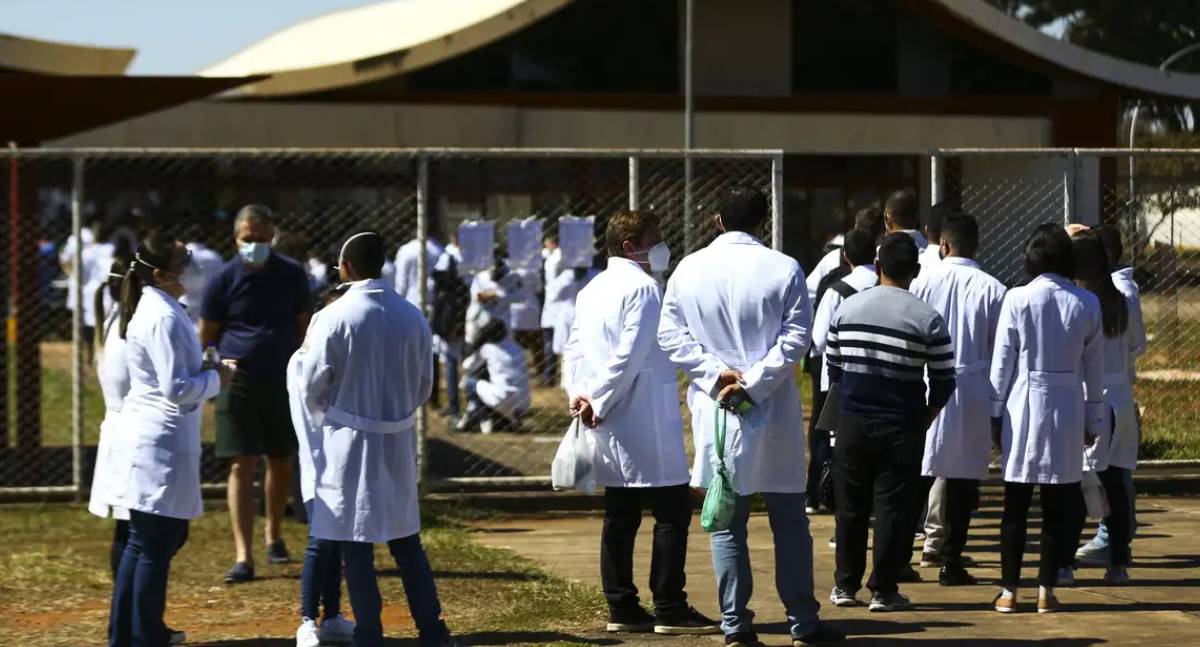 MEC revoga edital para criação de novos cursos privados de medicina