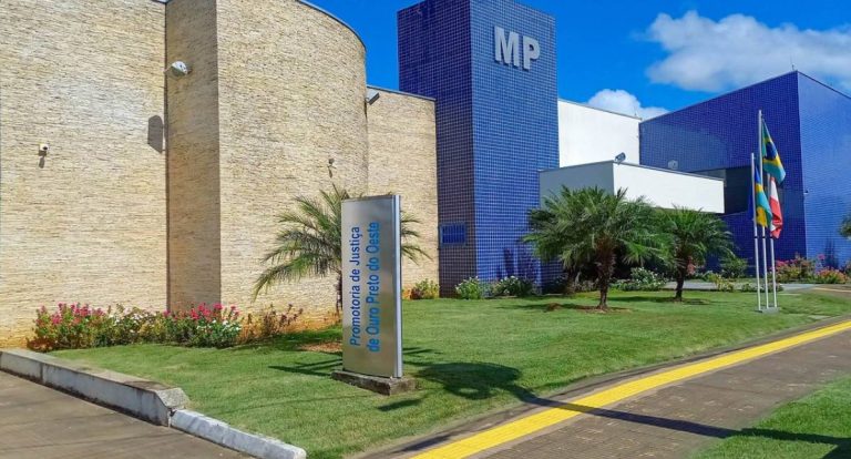 MPRO consegue condenação de dois homens por roubo e extorsão em Ouro Preto do Oeste