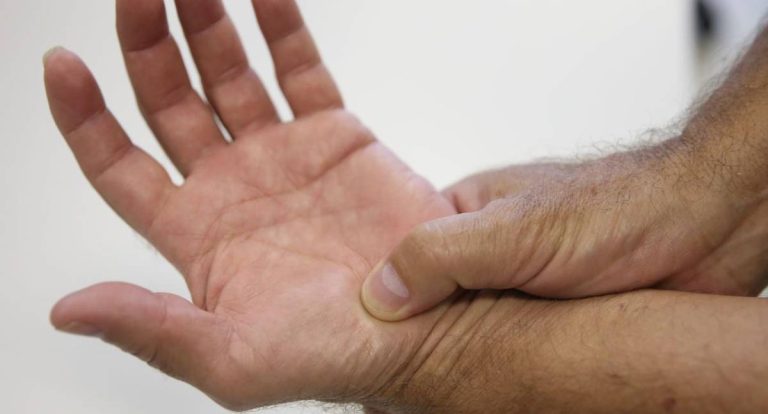 Novas diretrizes do SUS ampliam assistência para pacientes com fibromialgia