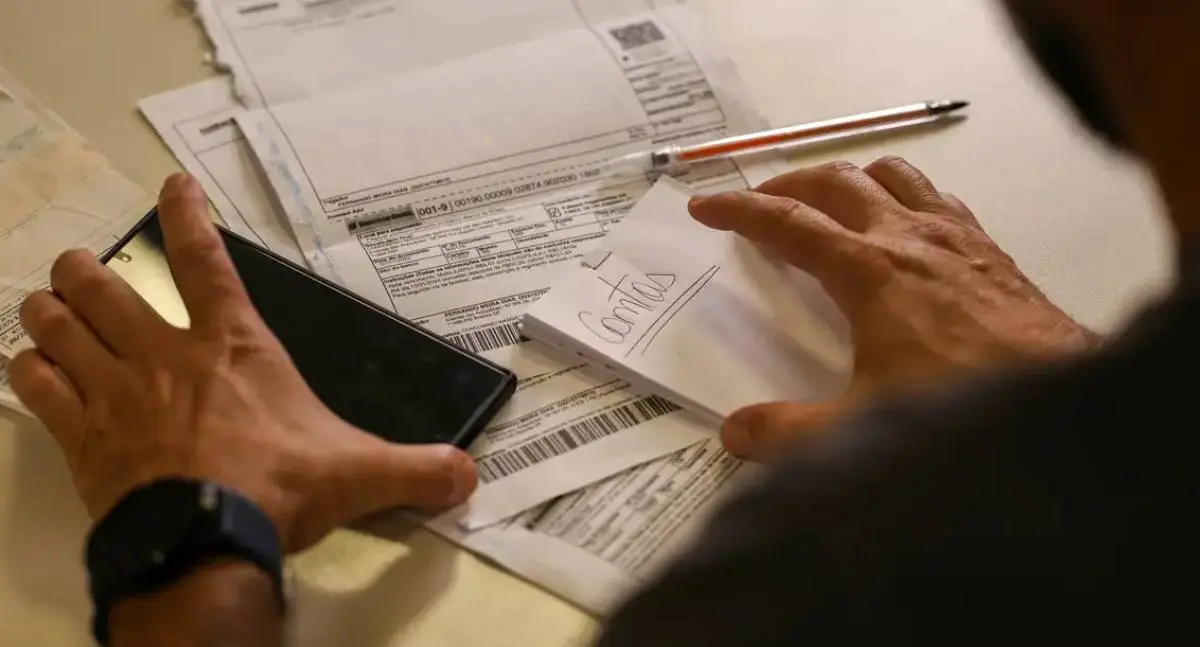 Novo valor do salário mínimo começa a ser pago nesta segunda