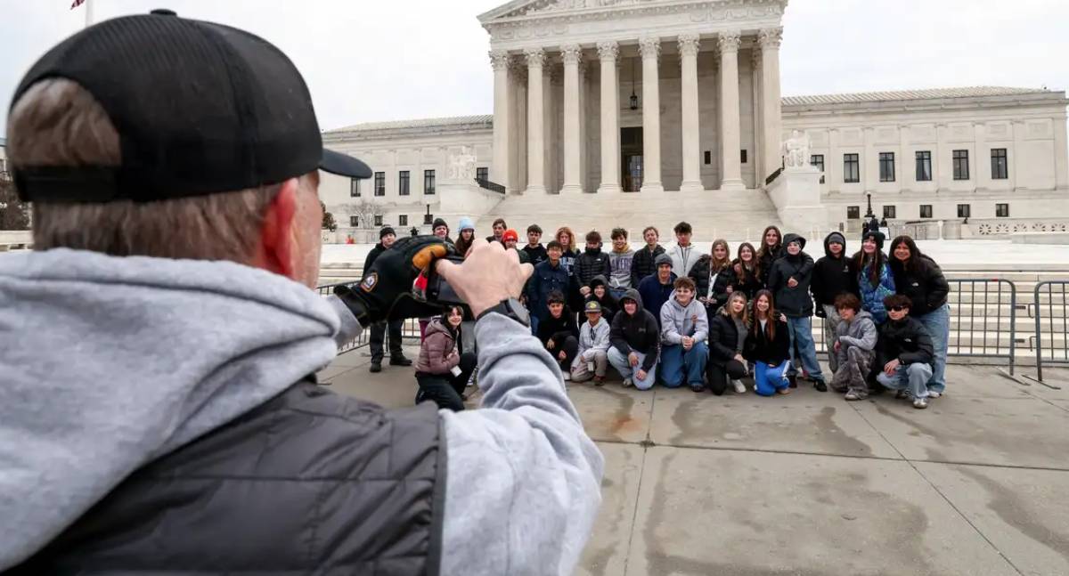 Número recorde de americanos deixa os Estados Unidos em busca de segurança e baixo custo