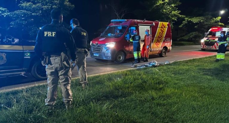 Pedestre morre atropelado na BR-364 em perímetro urbano