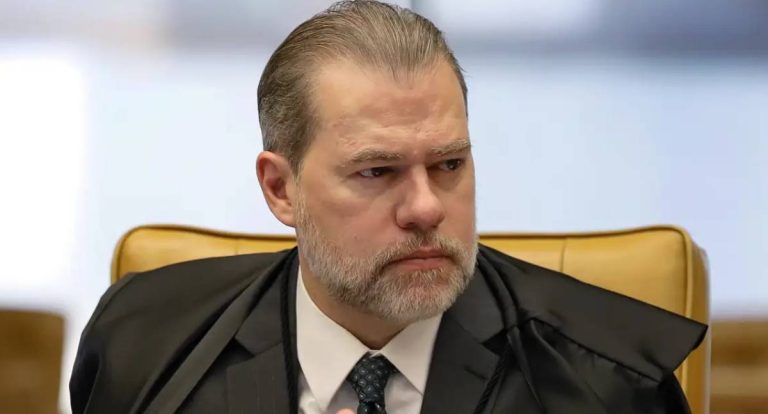 PF pede afastamento de Toffoli em inquérito do Banco Master