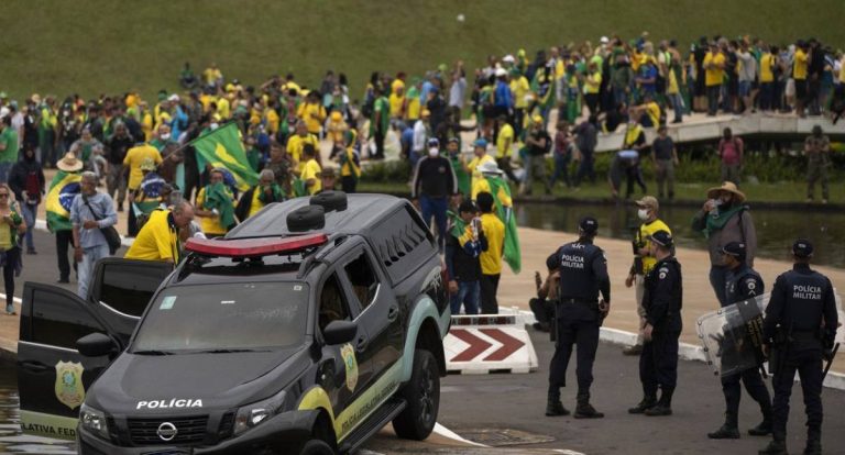 PGR se manifesta contra pedido de visita íntima para general preso