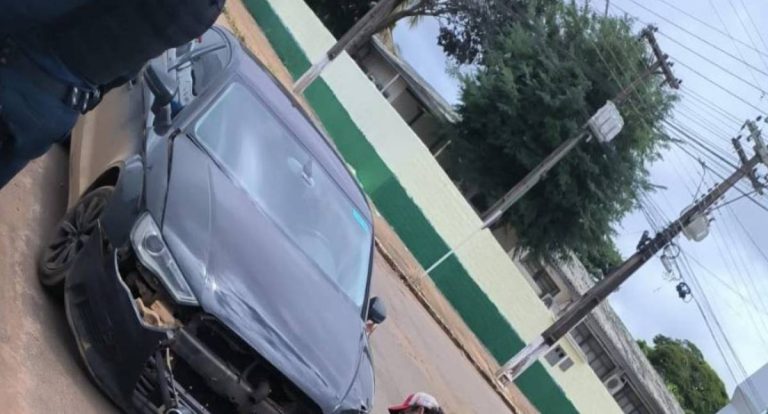 PM impede retirada de Audi após colisão e fuga de motorista em Vilhena