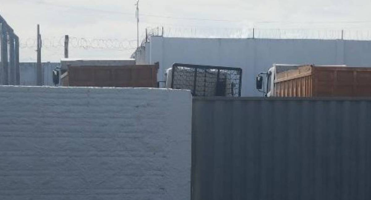 Polícia Civil apreende caminhões da prefeitura de Pimenteiras do Oeste em Cerejeiras