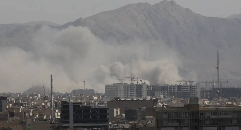 Potências mundiais divergem sobre ofensiva militar contra o Irã