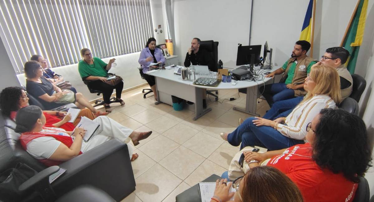 Prefeitura alinha com DPU estratégias de atendimento à população migrante