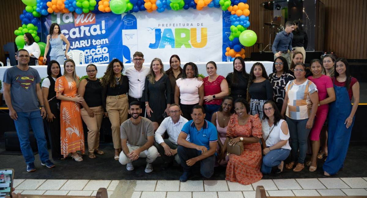 Prefeitura de Jaru recepciona profissionais da educação municipal em evento de abertura do ano letivo de 2026