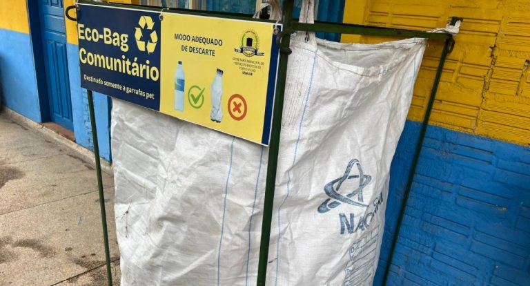 Prefeitura doa ecobags para coleta de garrafas PET