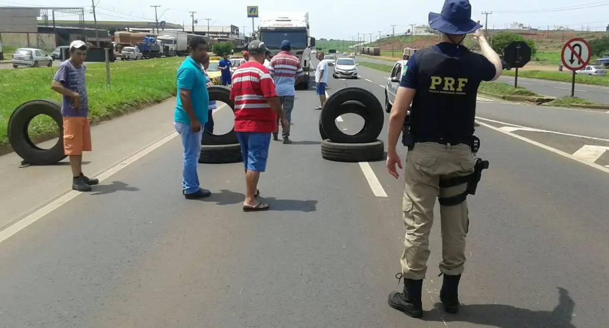 PRF lança operação para coibir embriaguez ao volante no carnaval