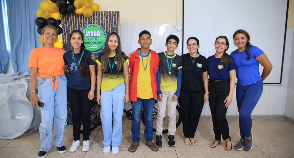 Projeto Aluno Destaque premia estudantes com bicicletas pelo desempenho escolar