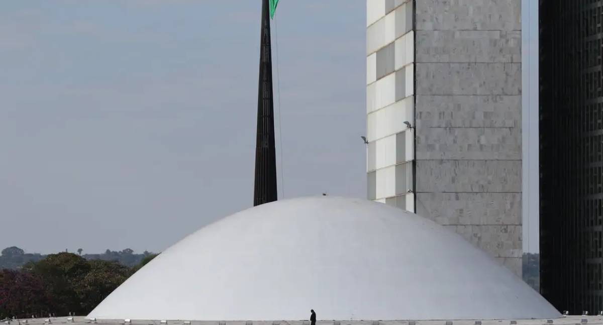 Senado aprova vulnerabilidade absoluta para menor de 14 anos