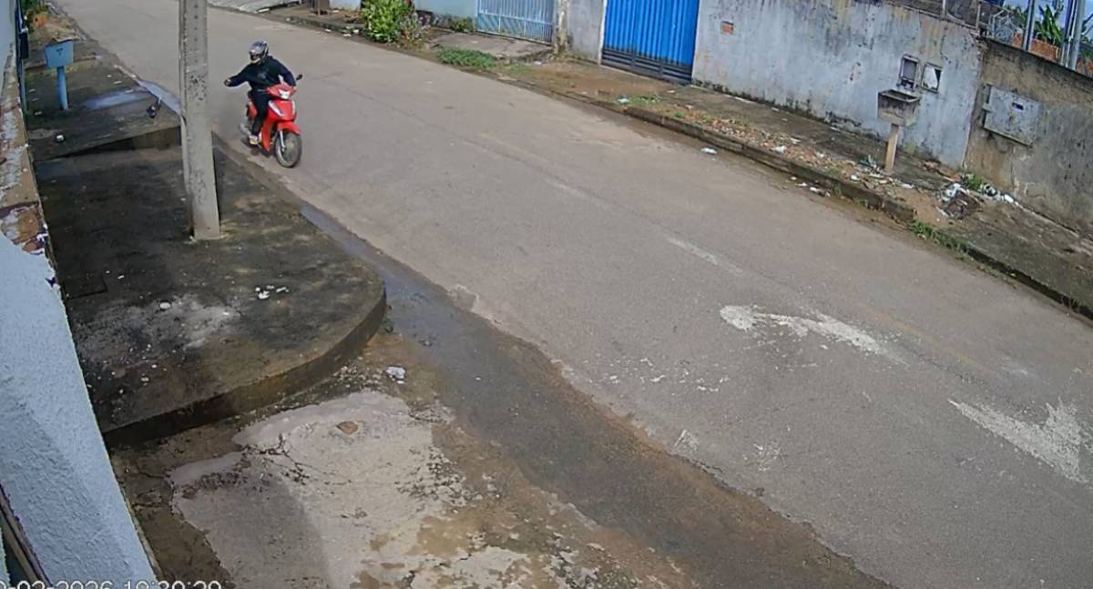 Suspeito de furtar iPhone 15 se arrepende e devolve aparelho