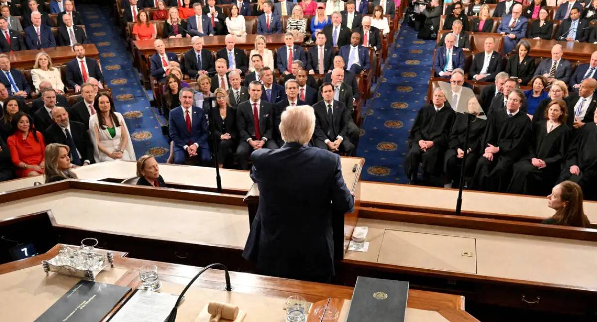 Trump proclama era de ouro em discurso sobre estado da União