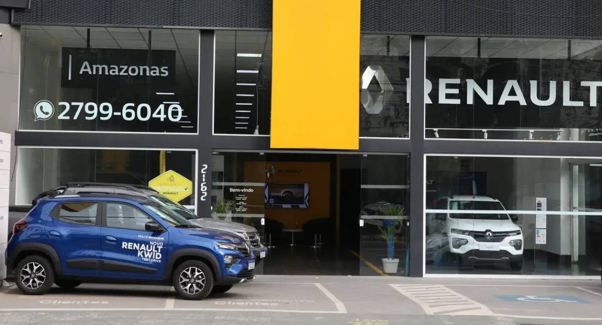 Vendas de veículos novos recuam levemente no início de 2026