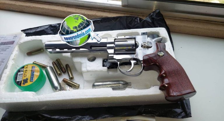 Criminoso foge e equipe do Sgt Machado apreende simulacro usado para ameaçar moradores