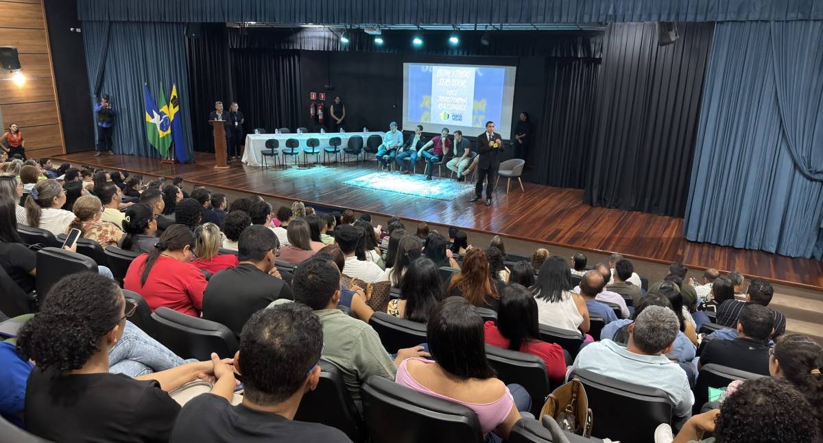 Prefeito Léo Moraes reforça saúde com novos profissionais