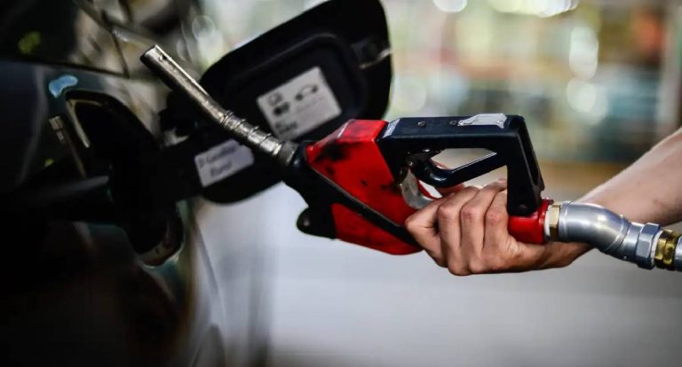 Reajuste do diesel expõe limitações do mercado de combustíveis no Brasil, diz FUP