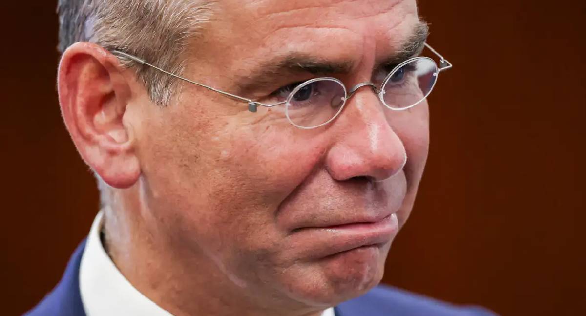 Troca de advogado de Vorcaro indica possível delação premiada