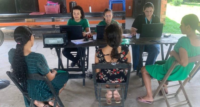 Ação leva cadastro para desconto na conta de luz a comunidades de Porto Velho