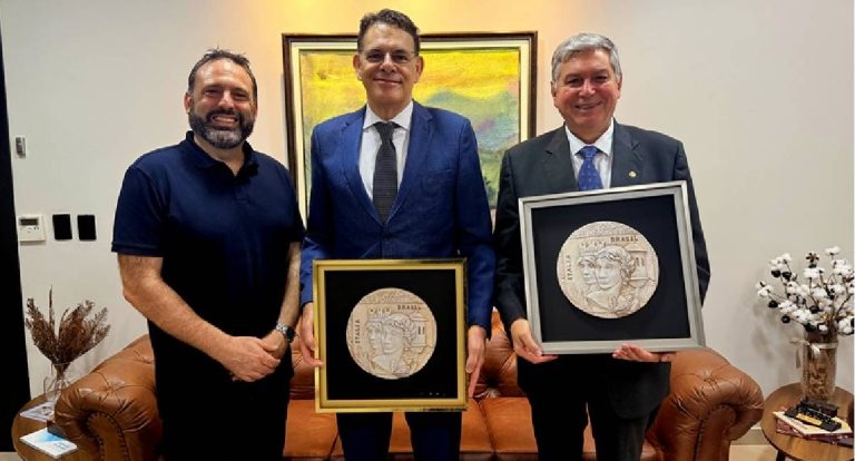 Alexandre Miguel recebe vice-cônsul da Itália em RO