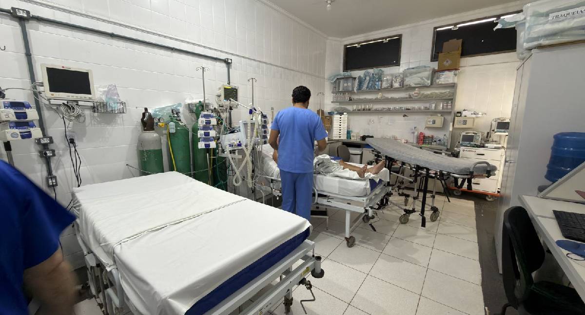 Sala Vermelha: setor salva vidas na UPA Leste