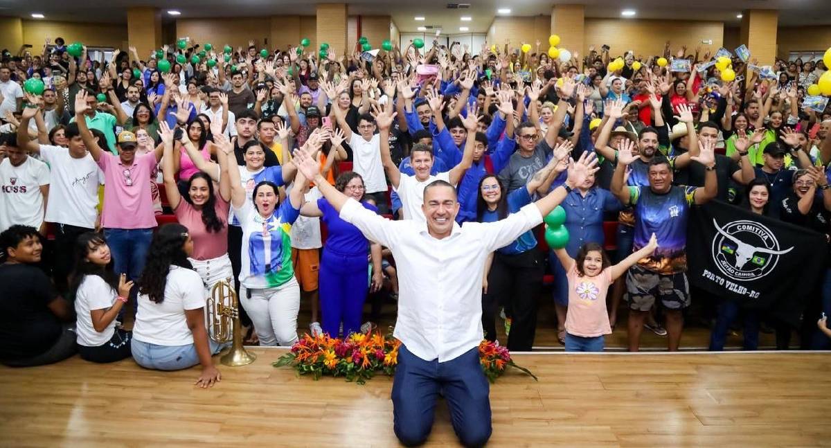 Eyder Brasil reúne mais de 1,3 mil em prestação de contas em PVH