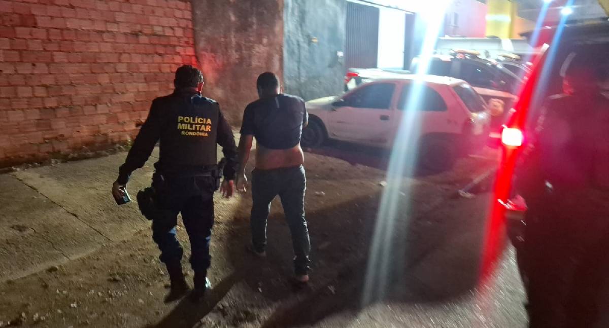 Homem é preso por agredir filha e ameaçar esposa em RO
