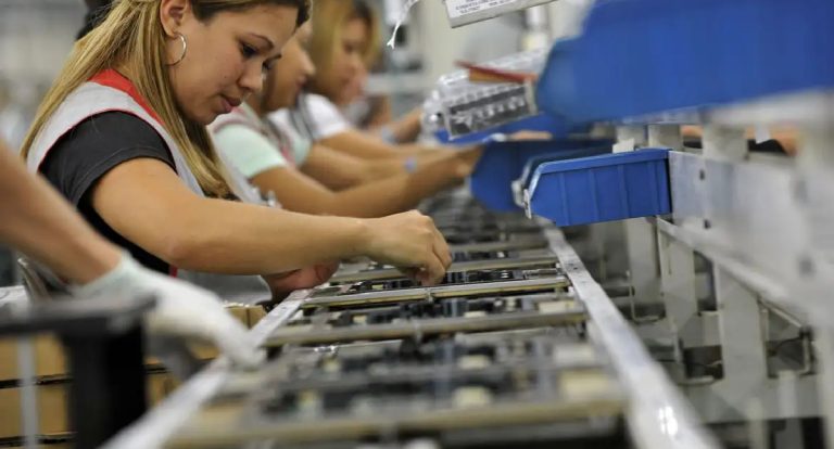 Governo revisa tarifa de eletrônicos sem impacto no preço