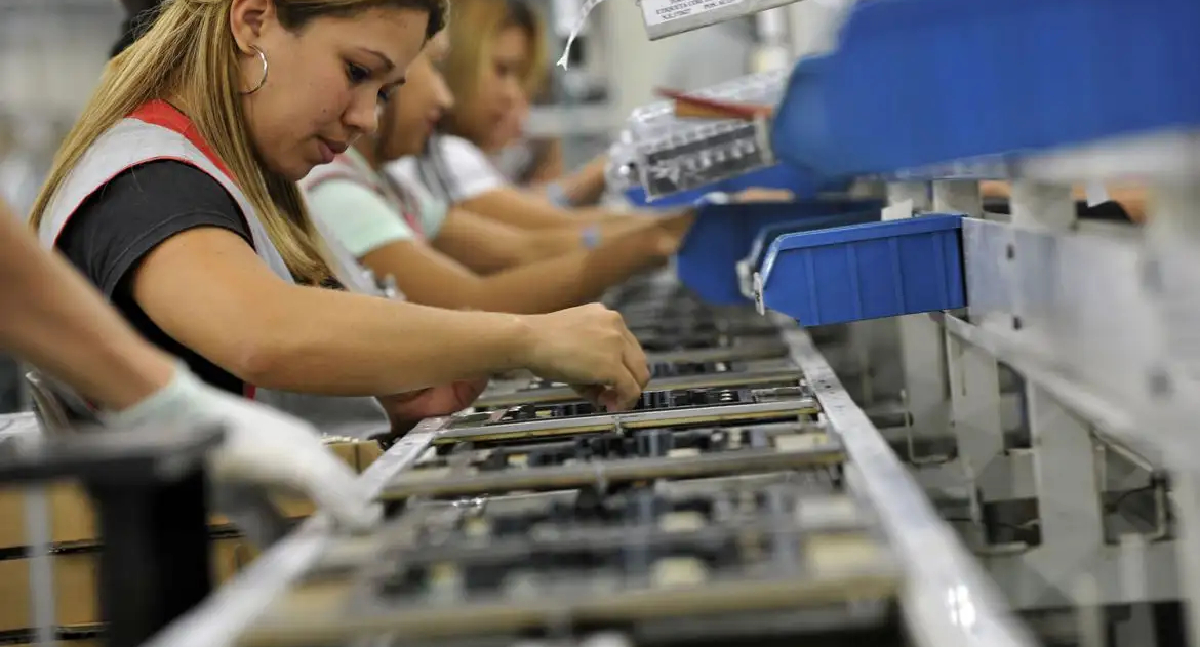 Governo revisa tarifa de eletrônicos sem impacto no preço