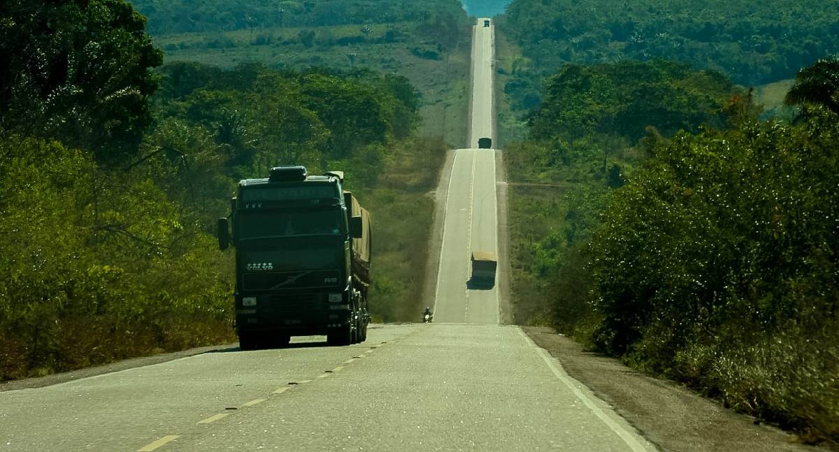 Dra. Taíssa pressiona DNIT por ação urgente na BR-364