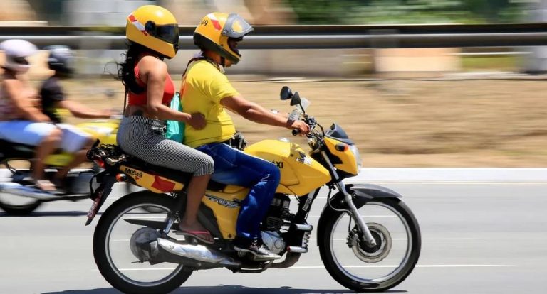 Uber lança painel que monitora velocidade e pode banir motociclistas
