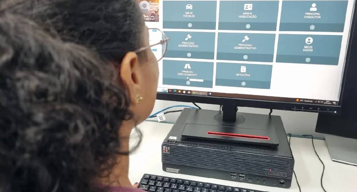 Central de Serviços do Detran-RO amplia acesso digital
