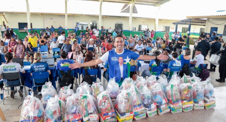 Eyder Brasil reúne mil no Cidadania no Bairro