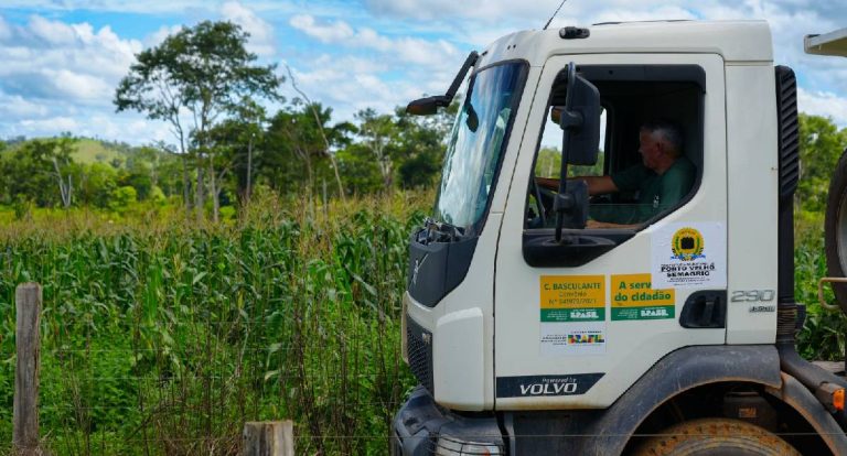 Transporte rural: motorista garante escoamento da produção