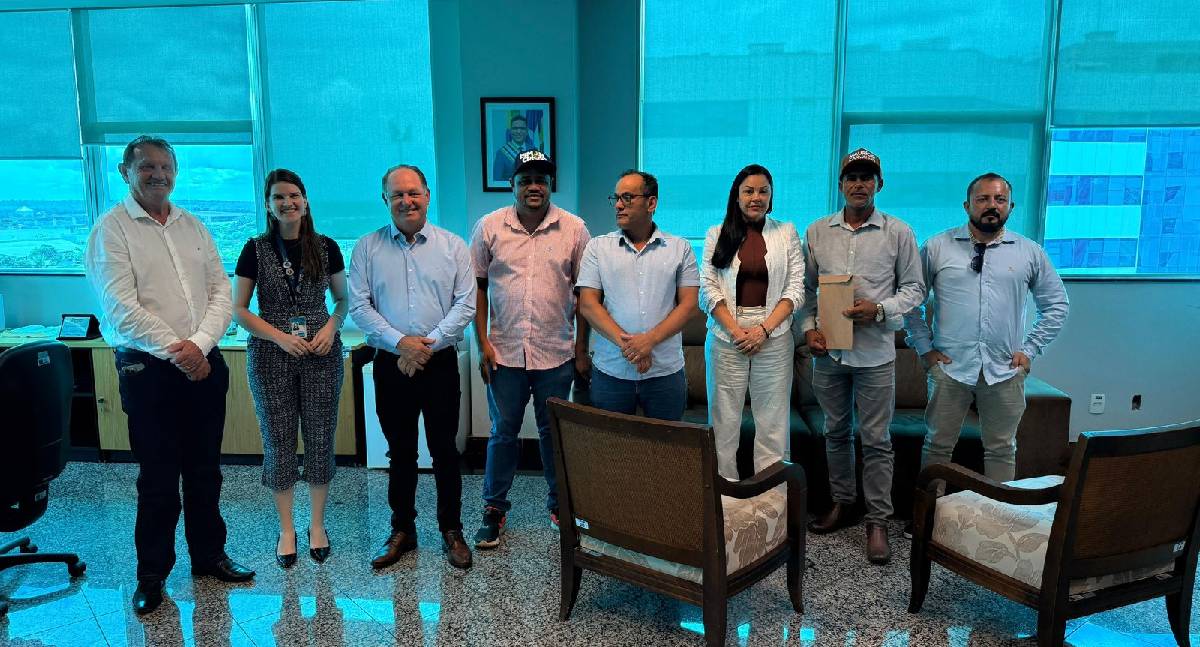 Pedro Fernandes articula melhorias na RO-205 em reunião com o DER