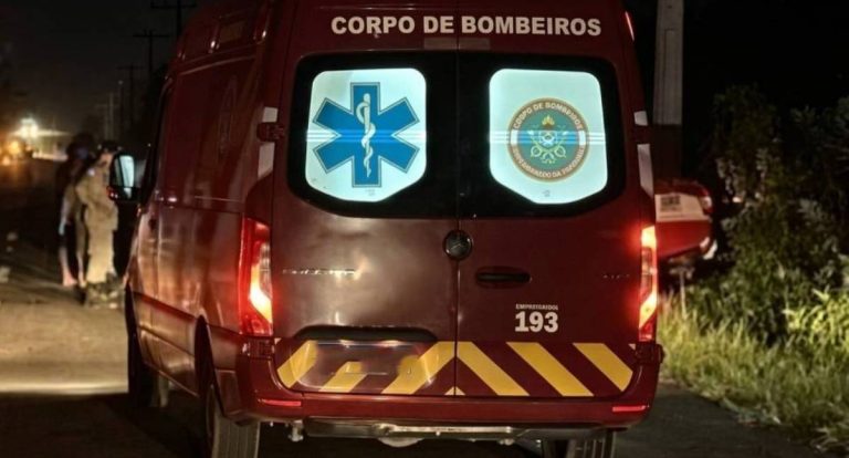 Viatura dos Bombeiros colide com motocicleta durante atendimento no bairro Orleans