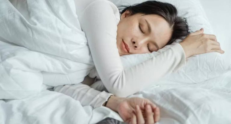 Acordar às 5h não garante sucesso, apontam estudos sobre sono