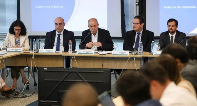 BNDES propõe nova fase do Plano Brasil Soberano para apoiar exportadoras