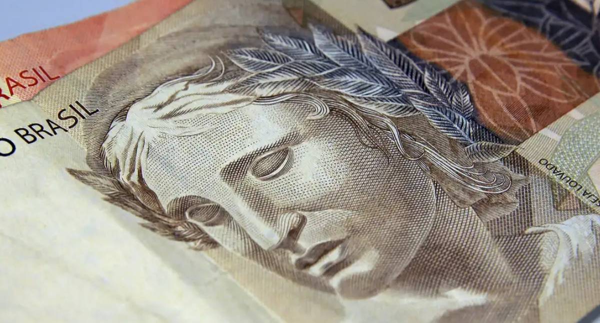 Caixa libera pagamento do abono salarial para nascidos em fevereiro