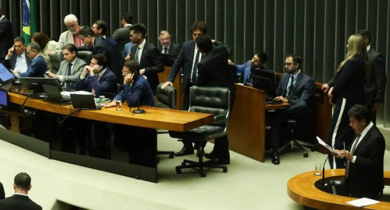 Câmara aprova PEC da Segurança Pública em 2º turno