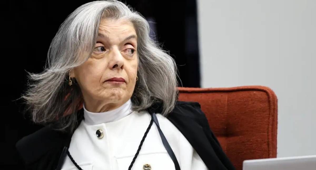 Cármen Lúcia relata ameaça de bomba durante palestra a estudantes no Distrito Federal