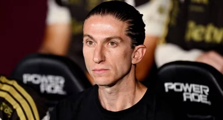 Crise no Flamengo: Filipe Luís é demitido após desgaste com diretoria